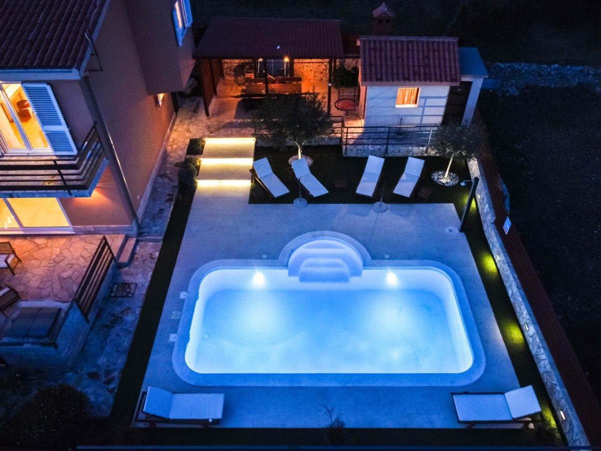 Magic View With Private Heated Pool Villa