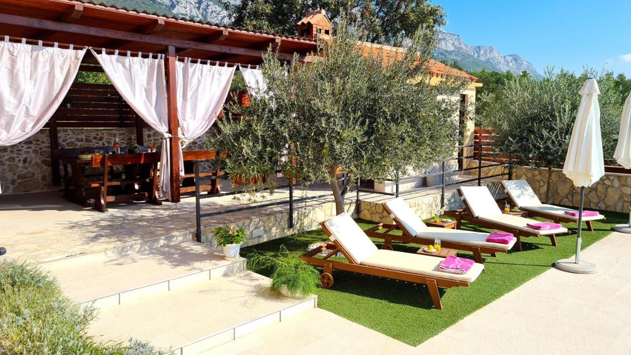 Magic View With Private Heated Pool Kaštela