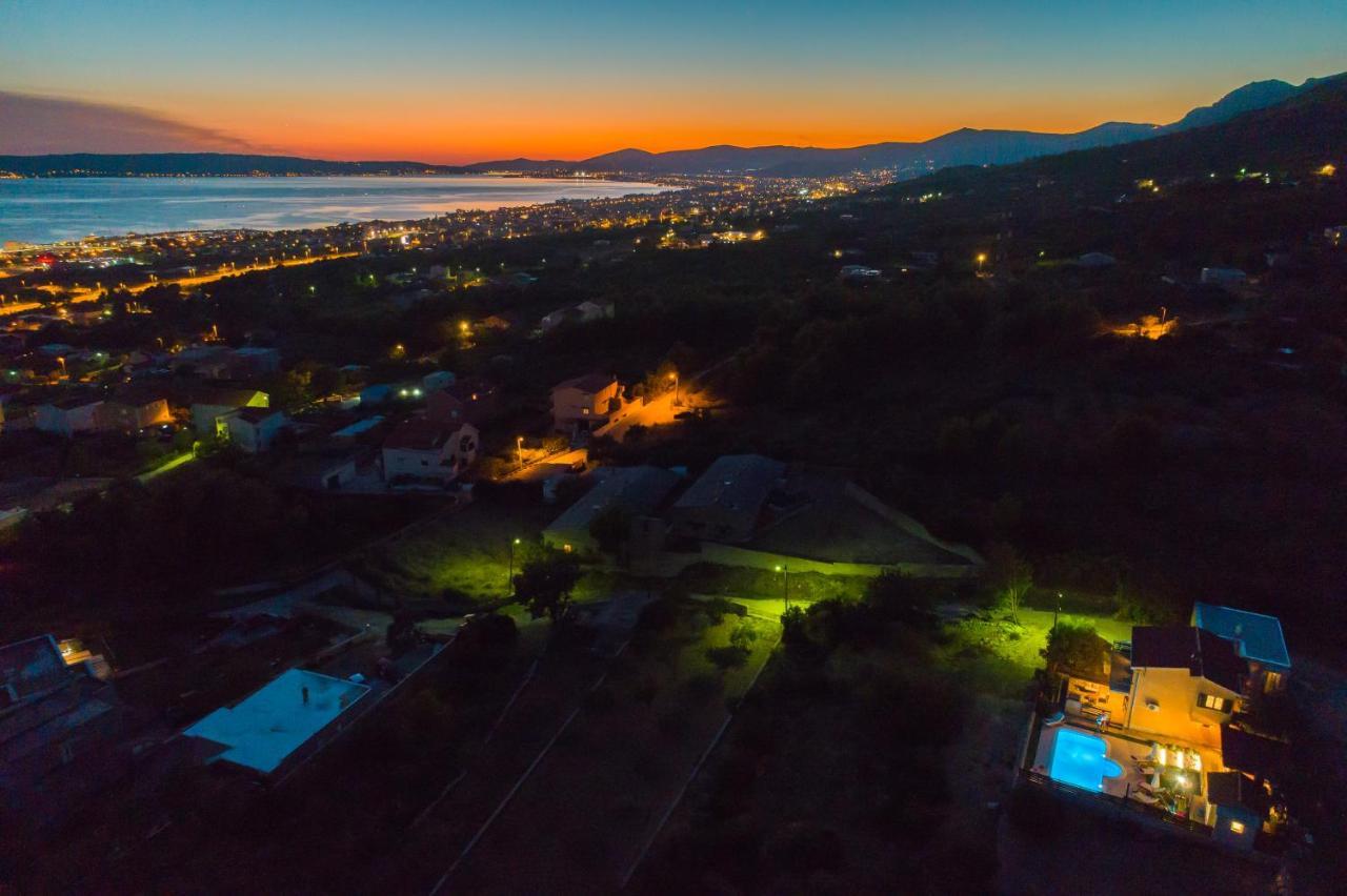 Magic View With Private Heated Pool * Kaštela
